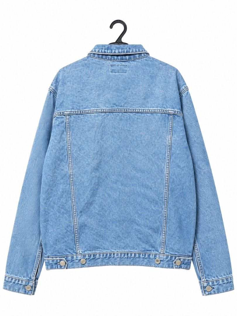 Denim Jacket (Category: Coats, Jackets and Outerwear) located in Cagayan de Oro. Submitted by locostreet (Listing ID 1465583263, Image 2). Description: Denim Jacket W23 x L26 Excellent condition Color rate 10/10 No issue.