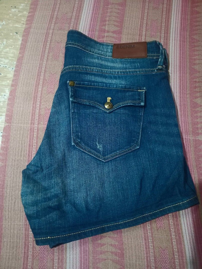 Denim Short (Category: Shorts) located in Manila. Submitted by floraanne_shop (Listing ID 1465638966, Image 2). Description: Size is in the picture Hard denim.