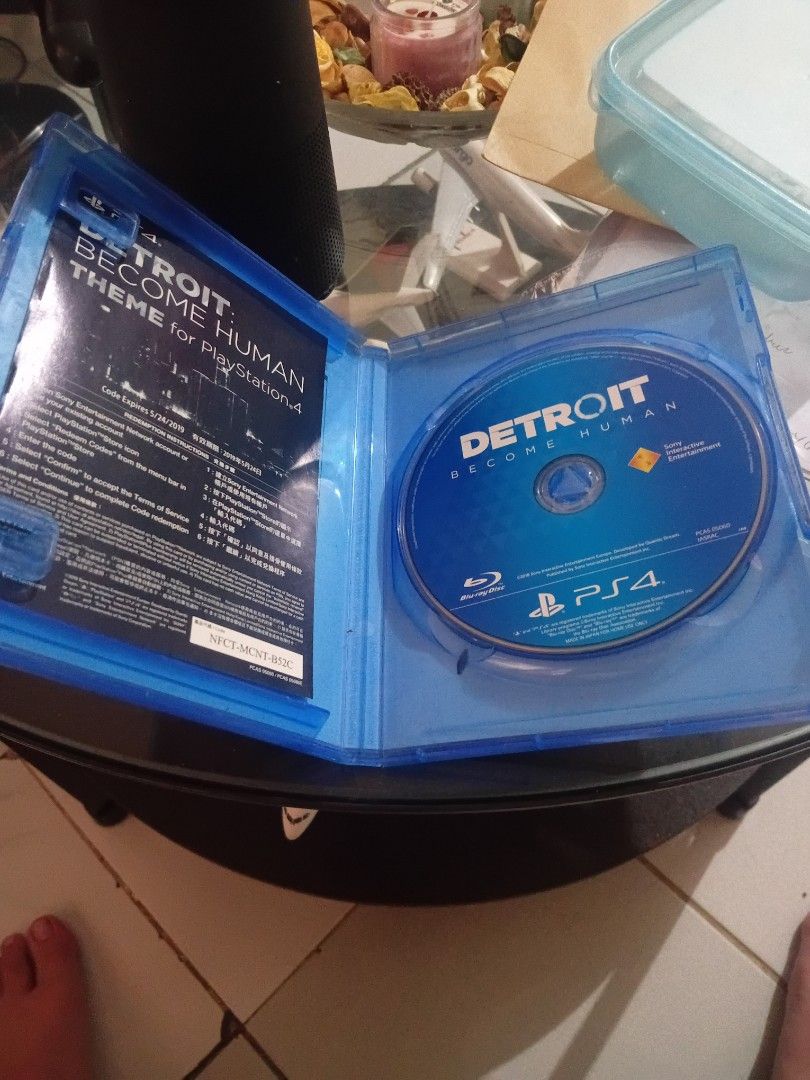 Detroit Become Human PS4 Game (Category: PlayStation) located in Makati City. Submitted by pride.gonnagetyoukilled2 (Listing ID 1465593906, Image 1). Description: - Game: Detroit: Become Human for PS4 - Condition: Case and disc included, disc is 100% scratch-free and clean - Bonus: Original - Compatibility: Playable on standard PS4 consoles - Genre: Action-adventure published by Sony Interactive Entertainment.