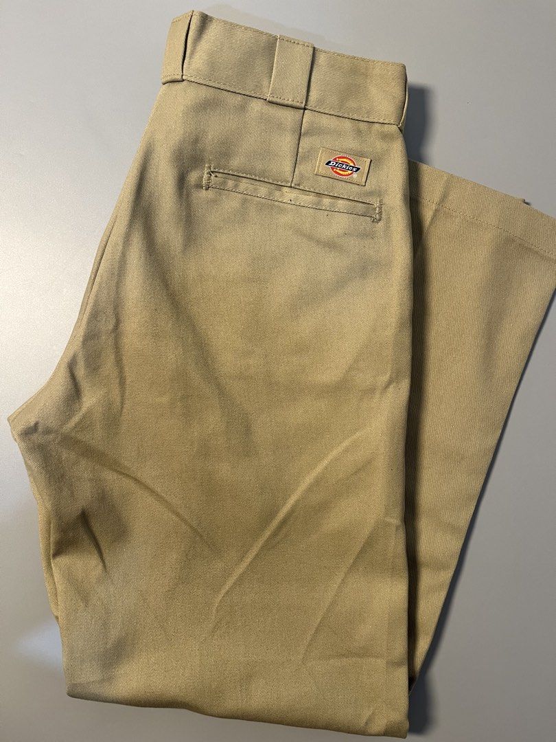 DICKIES 874 (Category: Chinos) located in Mabalacat. Submitted by carlfinds (Listing ID 1465720266, Image 2). Description: “30Waist “39Length “9Legopen No issue Excellent condition Mop gcash courier jnt.