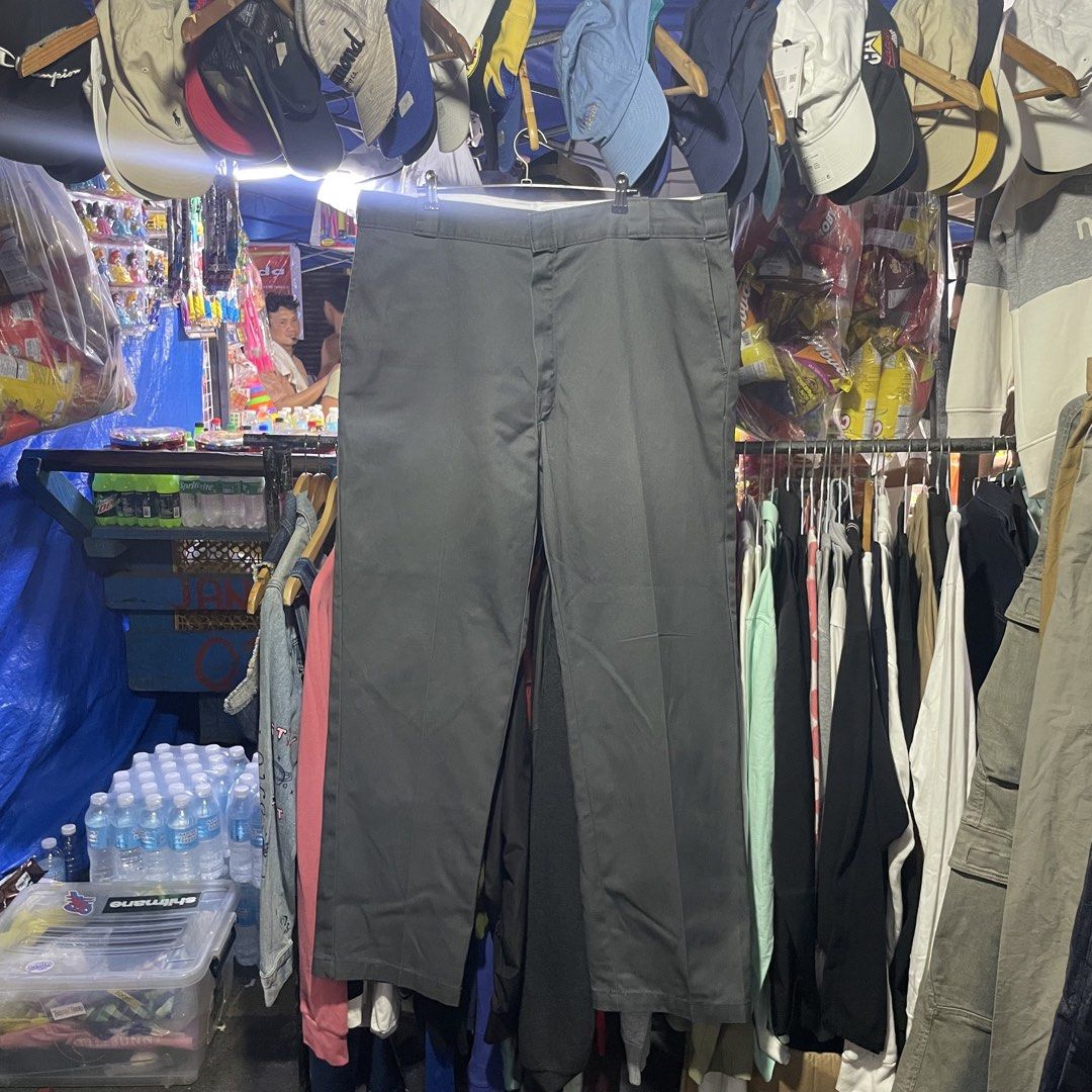 Dickies 874 Original Fit (Category: Activewear) located in Cebu City. Submitted by looted.goods (Listing ID 1465697528, Image 1). Description: 40x41 Leg Op: 10.