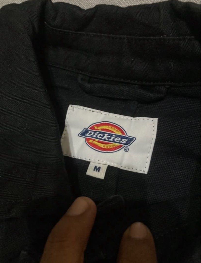 dickies jacket black (Category: Coats, Jackets and Outerwear) located in Makati City. Submitted by don.raja (Listing ID 1465581180, Image 3). Description: nasa photo na details no issue .
