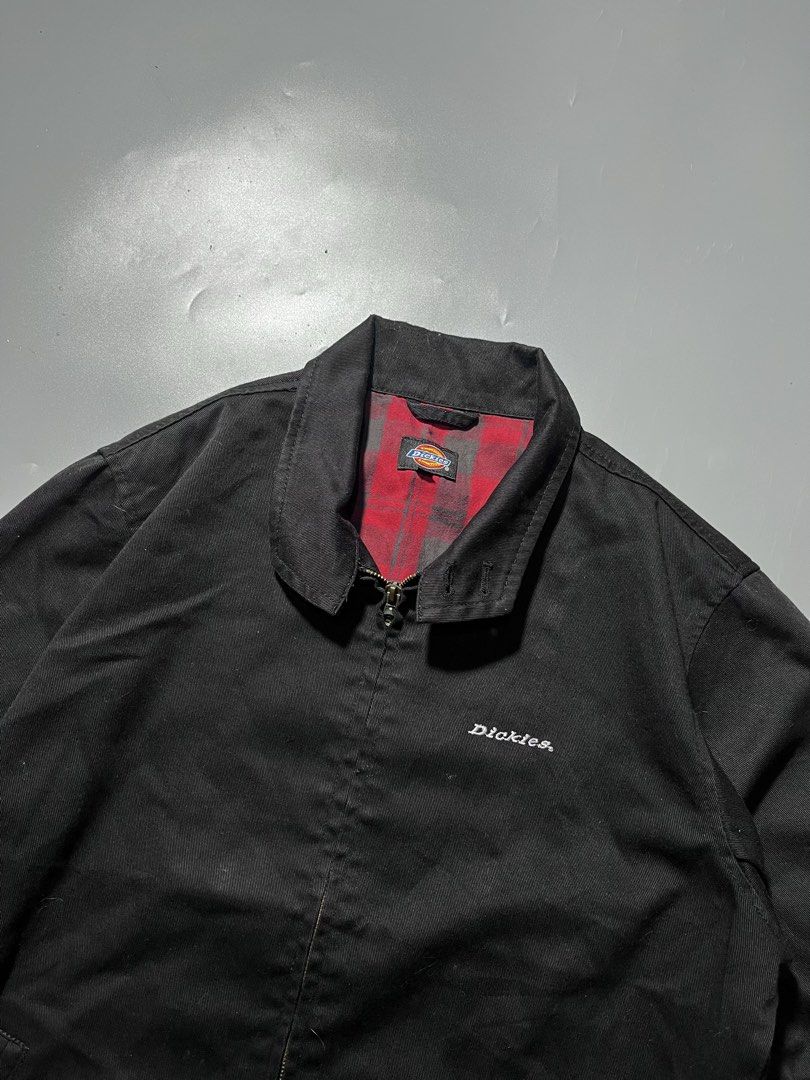 Dickies Workwear Harrington Jacket (Category: Coats, Jackets and Outerwear) located in Quezon City. Submitted by metro_junkie.ph (Listing ID 1465715061, Image 2). Description: Dickies Workwear Harrington Jacket Size Medium (21 x 26) Excellent Condition No any Flaw/Issue(s) (Color may Vary due to Lighting) All Detail Posted 980 + SF.