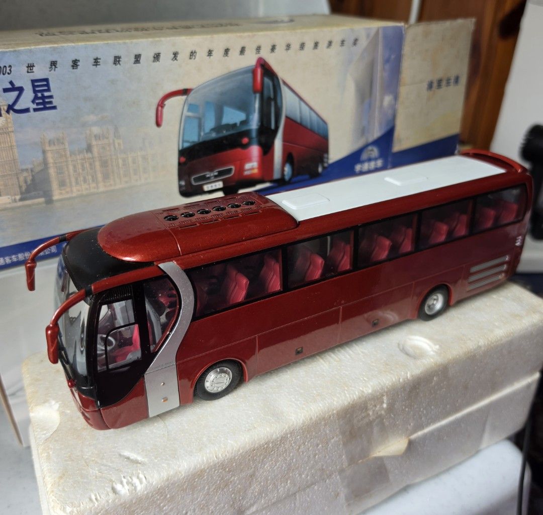 Diecast Yutong Man Bus (Category: Action & Battle Toys) located in Baguio. Submitted by shellcollector (Listing ID 1465641613, Image 3). Description: 1/42 scale diecast model box for the Yutong MAN Lion's Star (Rhine Star) ZK6120R41 luxury tourist coach 3500 Pesos Baguio shipping.