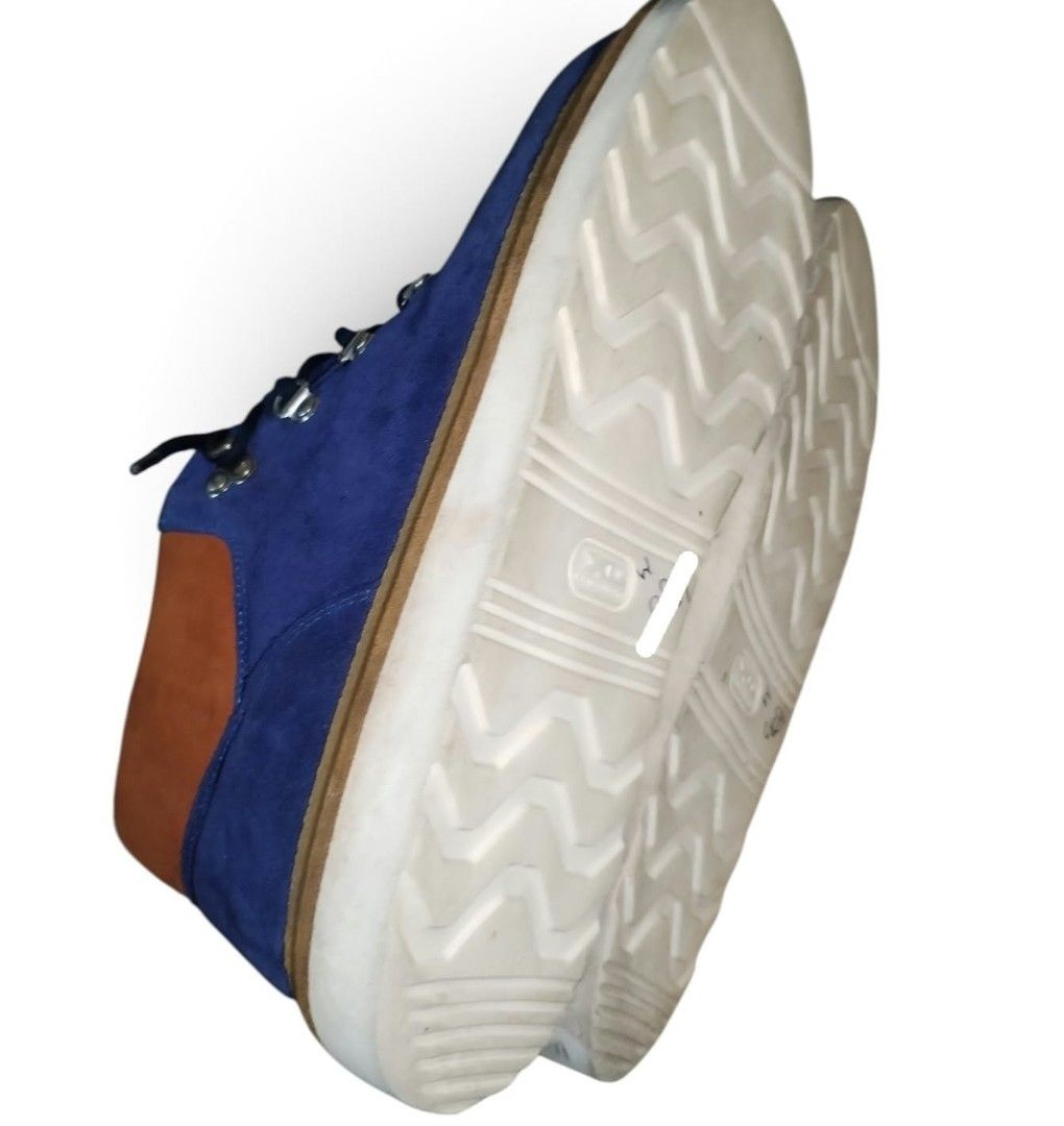 DIEMME ITALY - 2nd Hand Item (Category: Boots) located in Baguio. Submitted by baguiio_fiinds (Listing ID 1465583597, Image 3). Description: Actual pic, still has its original color, minor edits using AI.