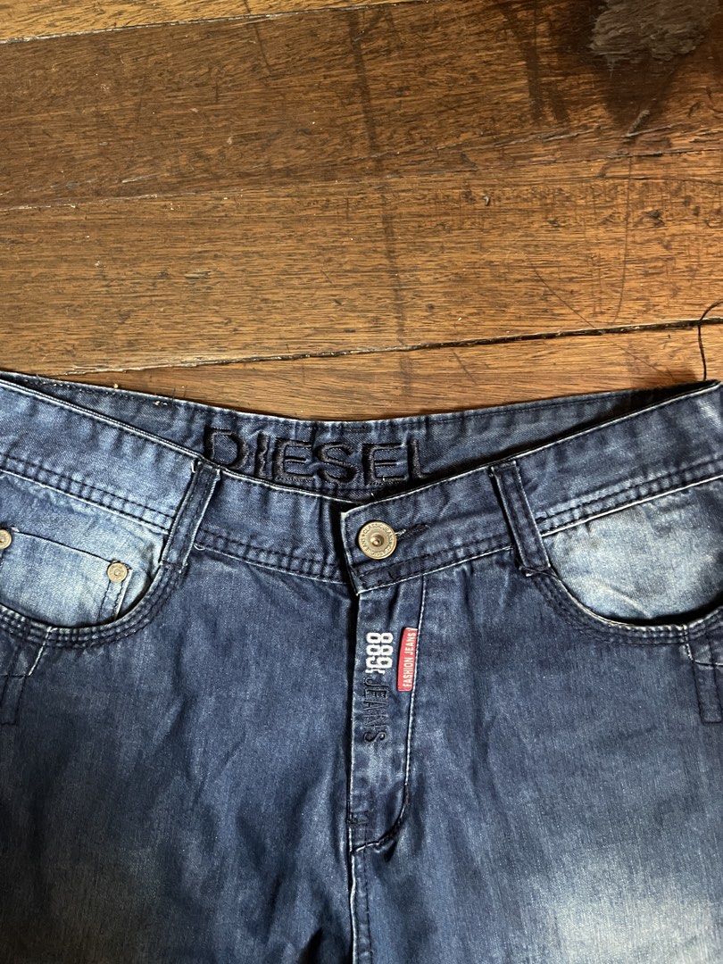 Diesel Acid Wash Pants (Category: Jeans) located in Quezon City. Submitted by latypeshyt (Listing ID 1465712744, Image 2). Description: Waist: 31 Length: 36 Thigh: 11 Leg Opening: 8 .