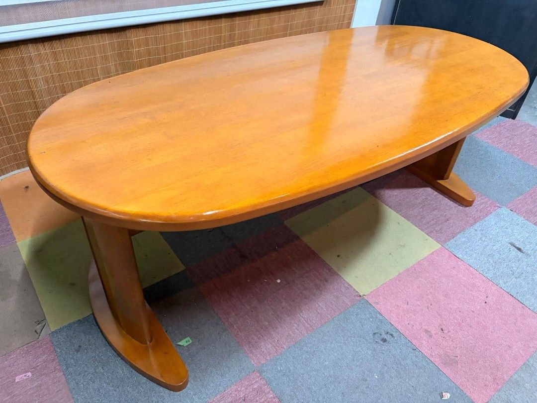 Dining Table (Category: Tables & Sets) located in Meycauayan. Submitted by marygracecasimiro (Listing ID 1465651555, Image 3). Description: Nordic-Style 6-Seater Oval Dining Table THICK SOLID WOOD!!! VERY HEAVY!!! Oval Top & Curved Panel Legs, ANGGANDA!!! *SEE VIDEO COMMENT ✅Price : 12,000 only ✅ 75L x 36W x 28H inches In VERY good condition ♥️.