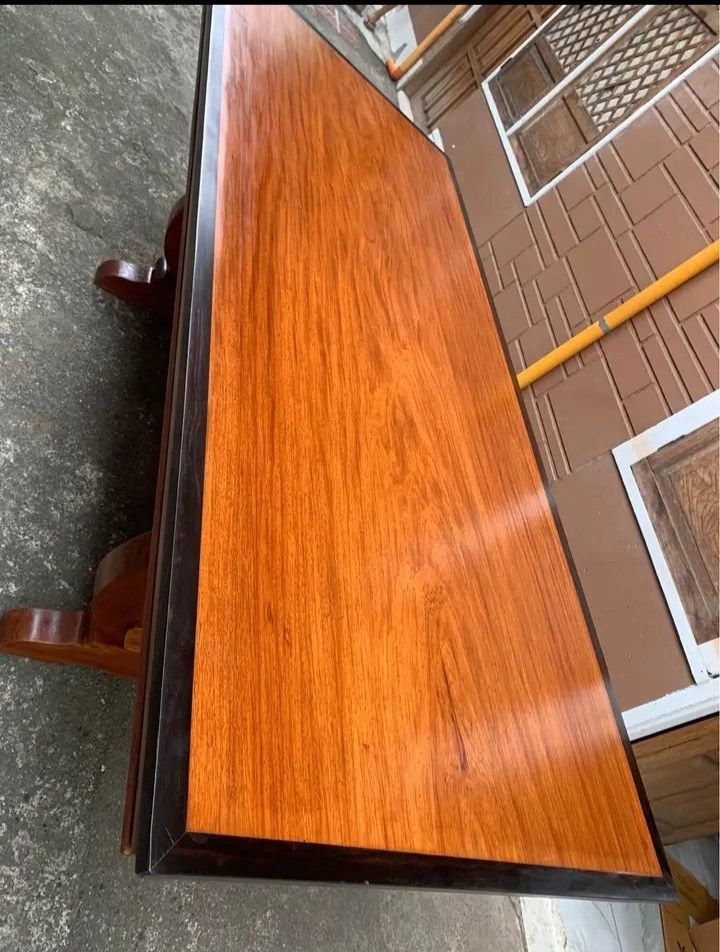 Dining table kamagong Frame top narra 1pc (Category: Tables & Sets) located in Manila. Submitted by carmelites36250 (Listing ID 1465675790, Image 2). Description: #forsale Dining Table 86" x36" x30.5 LWH ❤❤ Kamagong Frame Top 1 piece ❤❤🎯 Solid Narra wood Beautiful Piece ✅❤☑️ Pm me only ✅☎☎☎☎ Price-35, 000.