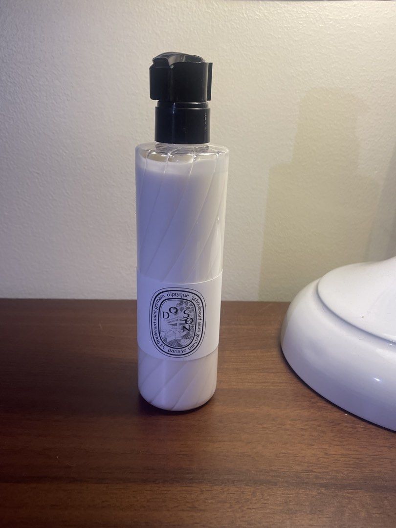 Diptyque Do Son Body Lotion (Category: Body Care) located in Taguig. Submitted by buymythingsty (Listing ID 1465756873, Image 2). Description: Brand new Decluttering .