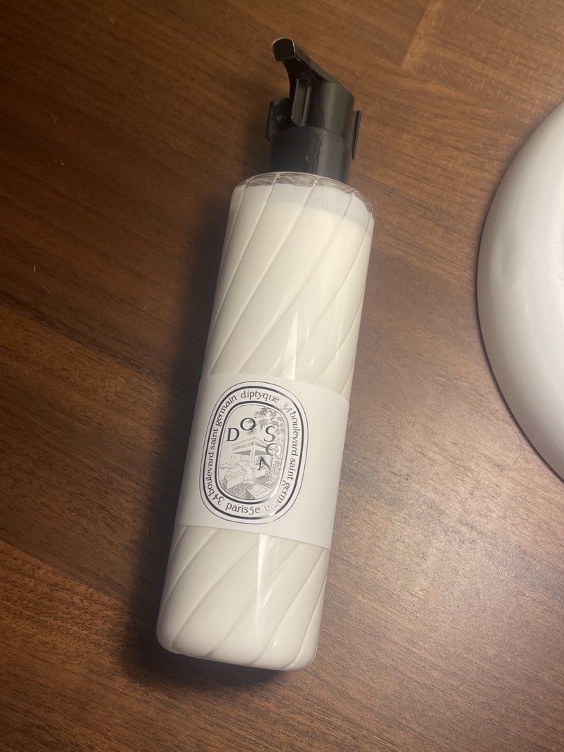 Diptyque Do Son Body Lotion (Category: Body Care) located in Taguig. Submitted by buymythingsty (Listing ID 1465756873, Image 1). Description: Brand new Decluttering .