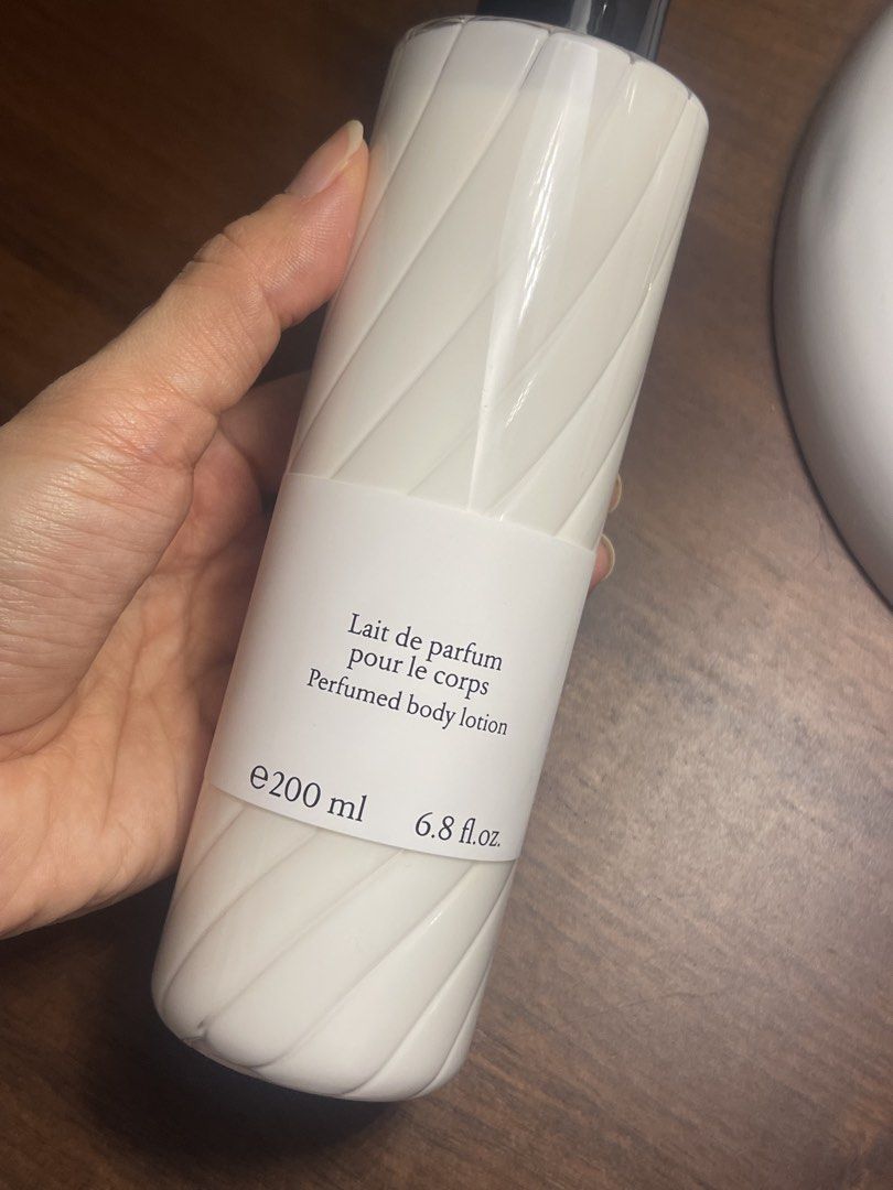 Diptyque Do Son Body Lotion (Category: Body Care) located in Taguig. Submitted by buymythingsty (Listing ID 1465756873, Image 3). Description: Brand new Decluttering .