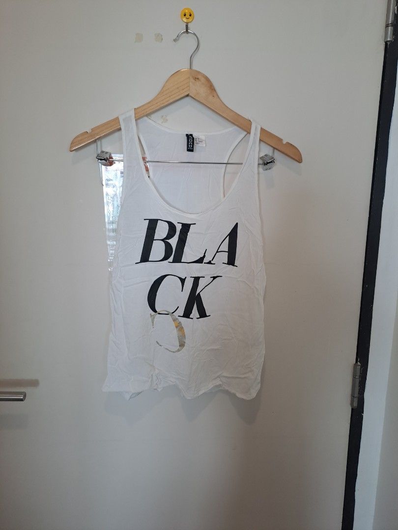 Divided by H&M for free (Category: Sleeveless) located in Manila. Submitted by joanbalde39643 (Listing ID 1465664770, Image 1). Description: any purchase this only for free.