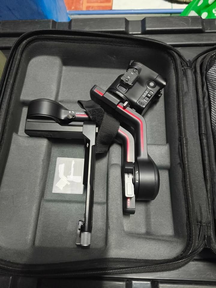 DJI RS3 COMBO (Category: Gimbals & Stabilizers ) located in Caloocan City. Submitted by kaloykarlito (Listing ID 1465676016, Image 1). Description: DJI RS 3 COMBO – COMPLETE SET For Sale: DJI RS 3 Combo • DJI RS 3 Gimbal • BG21 Grip • Extended Grip/Tripod • Camera Mounting Plate • Extended Lower Quick-Release Plate • Lens-Fastening Support • USB-C Charging Cable • Various mounting accessories • Original box and included accessories.