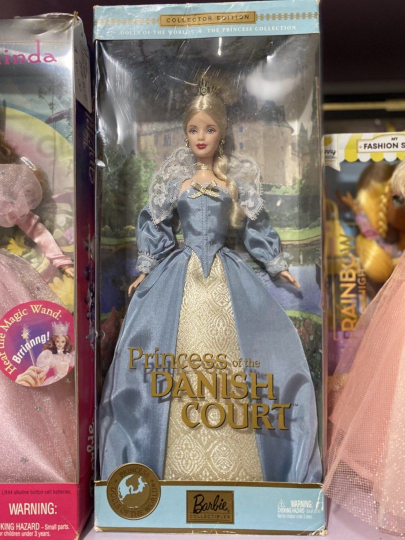 DOTW Barbie (Category: Kids Toys) located in Las Pinas. Submitted by sherylandmargaux (Listing ID 1465659876, Image 1). Description: .