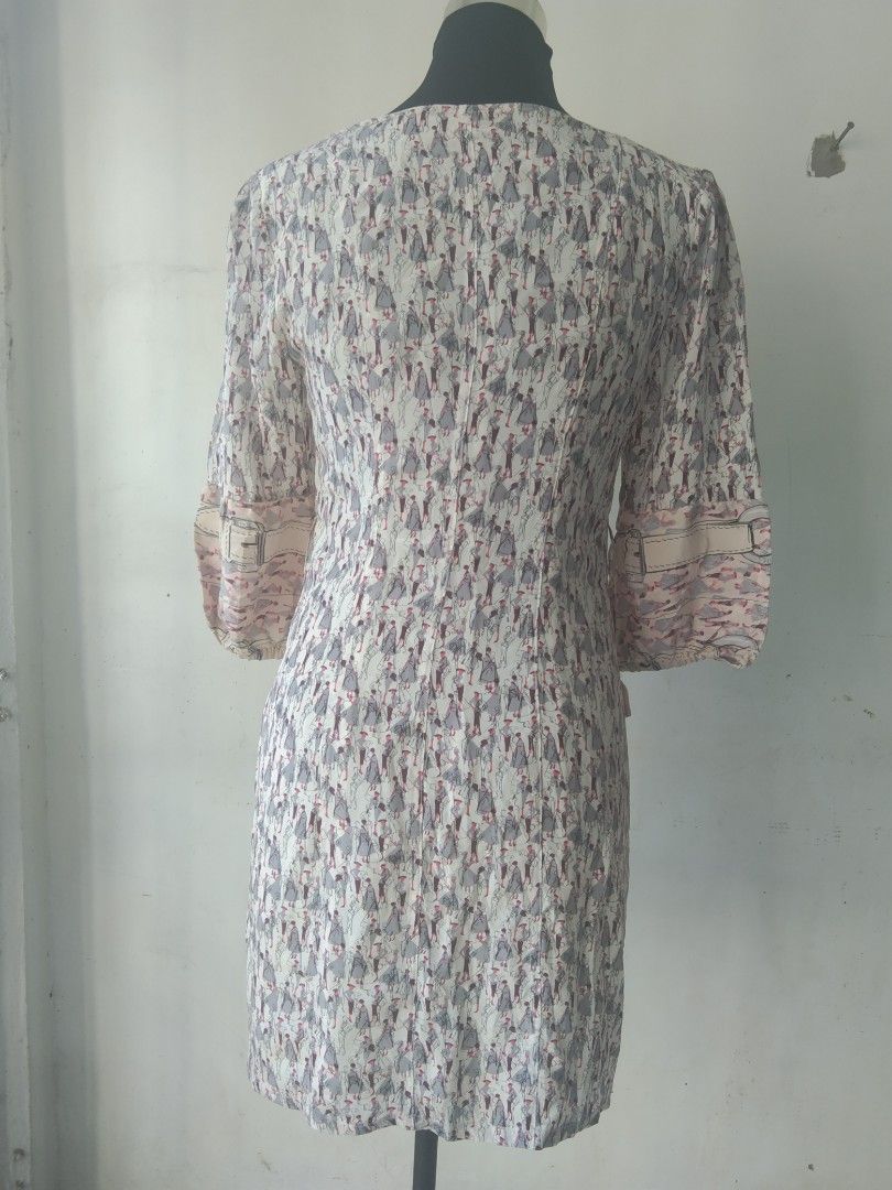 Dress (Category: Dresses) located in San Fernando. Submitted by kitkat.astina (Listing ID 1465645149, Image 3). Description: tape measurement front: shoulder: 14 inches bust: 16 inches waist: 15 inches length: 33 inches.
