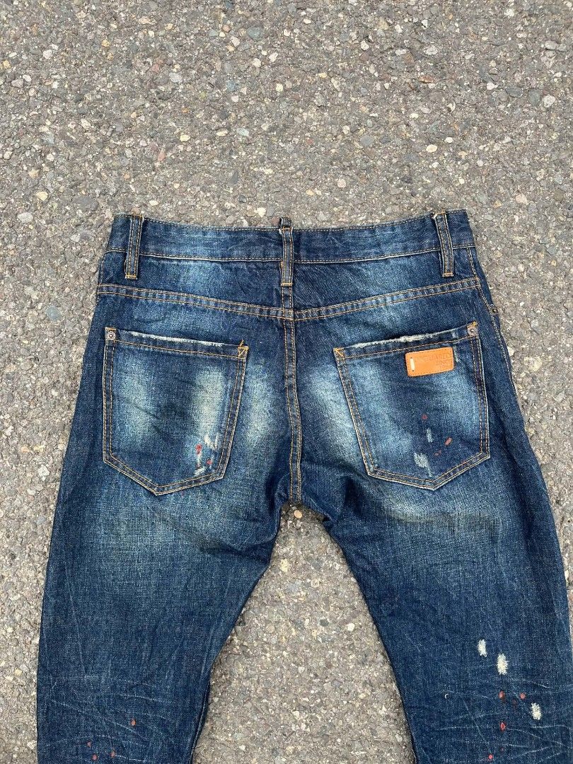 Dsquared2 (Category: Jeans) located in Siay. Submitted by Jaaziahthriftdumaguete (Listing ID 1465642044, Image 3). Description: Dsquared2 Bottomfly denim pants 32 waistline actual dimes in tape measure 41 length 6.5 leg hem opening Excellent condition 10/10 color rate crispy condition pa fresh from bulto Mine : 1500 Free shipping fee Location Zamboanga Sibugay Mindanao.