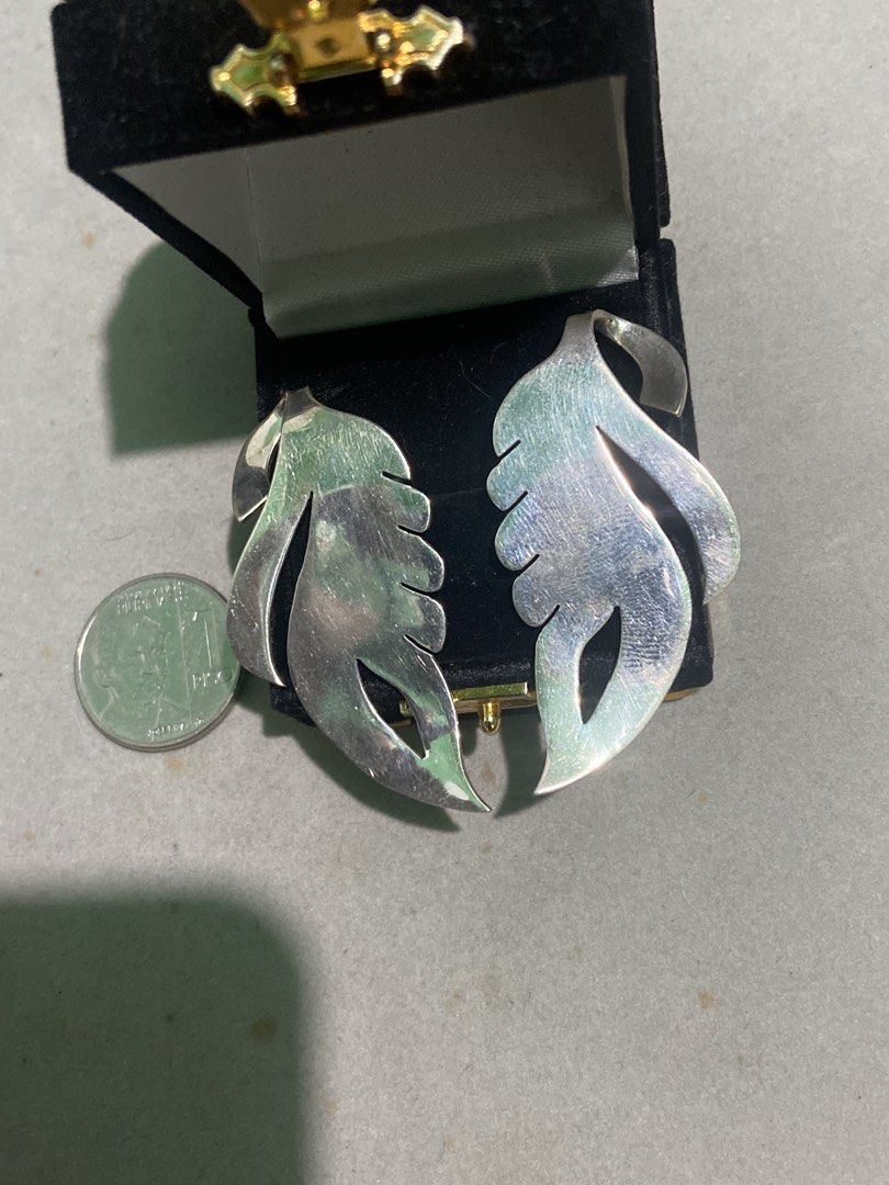 Earrings # 11 (Category: Earrings) located in Binan City. Submitted by retroz_collections (Listing ID 1465757450, Image 1). Description: .