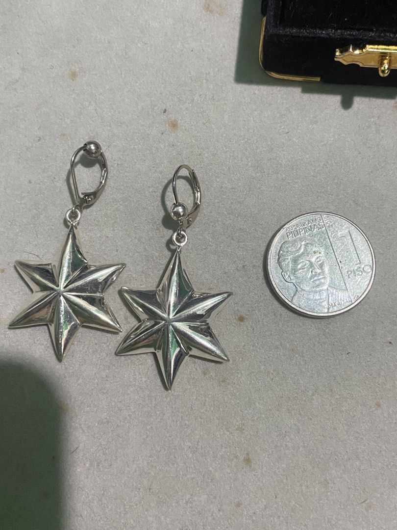 Earrings # 19 (Category: Earrings) located in Binan City. Submitted by retroz_collections (Listing ID 1465757882, Image 1). Description: .