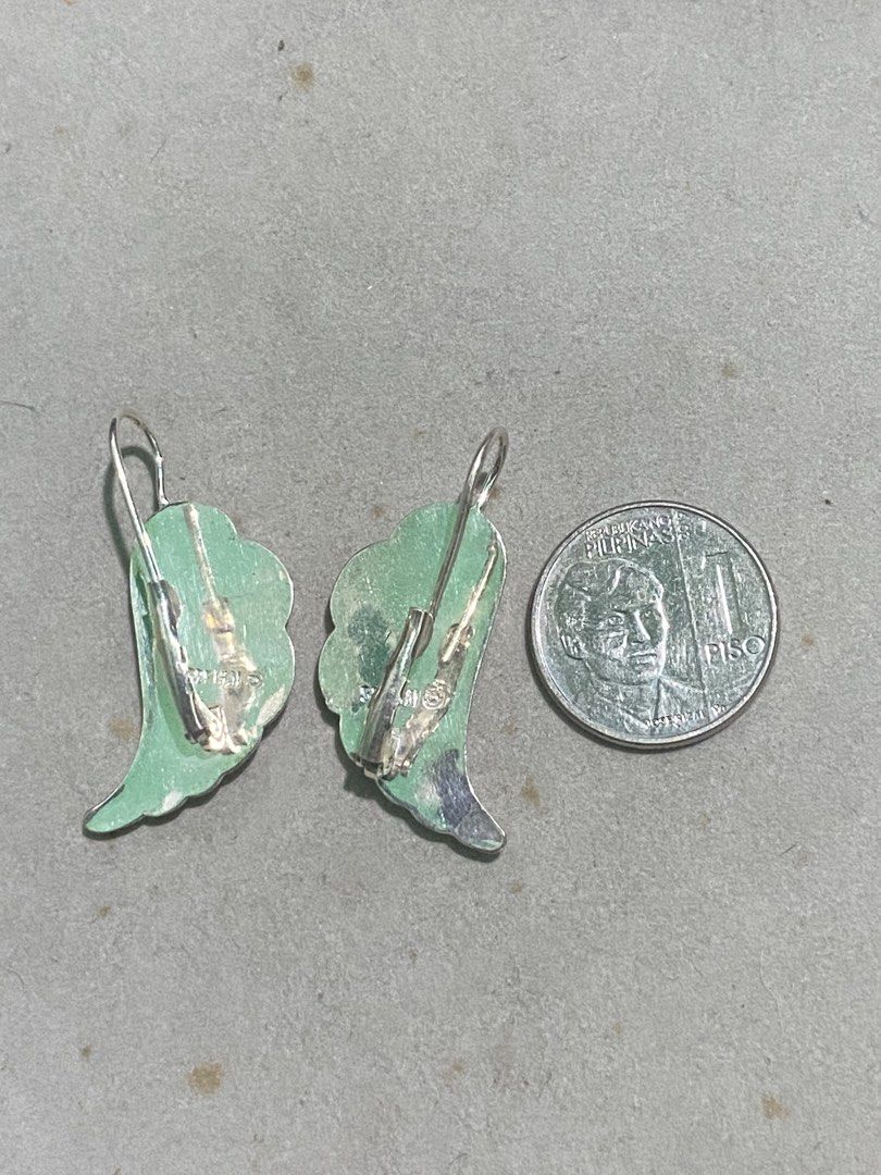 Earrings # 20 (Category: Earrings) located in Binan City. Submitted by retroz_collections (Listing ID 1465757938, Image 2). Description: .