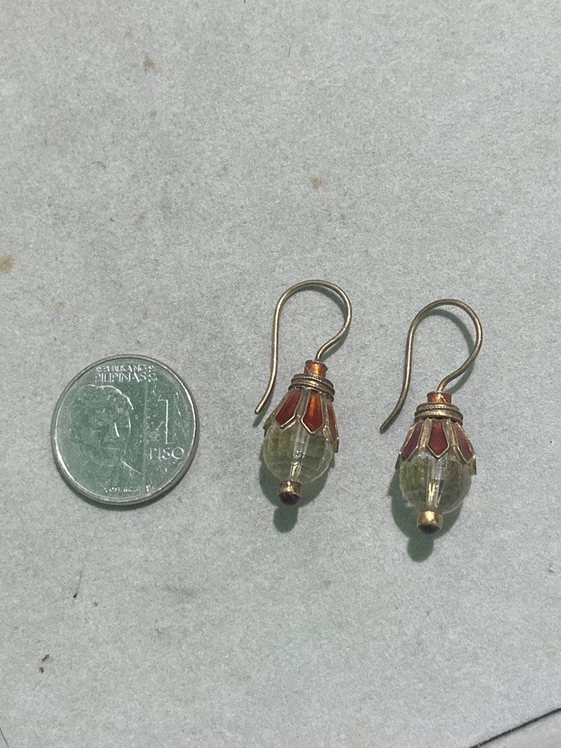 Earrings # 31 (Category: Earrings) located in Binan City. Submitted by retroz_collections (Listing ID 1465759060, Image 1). Description: .