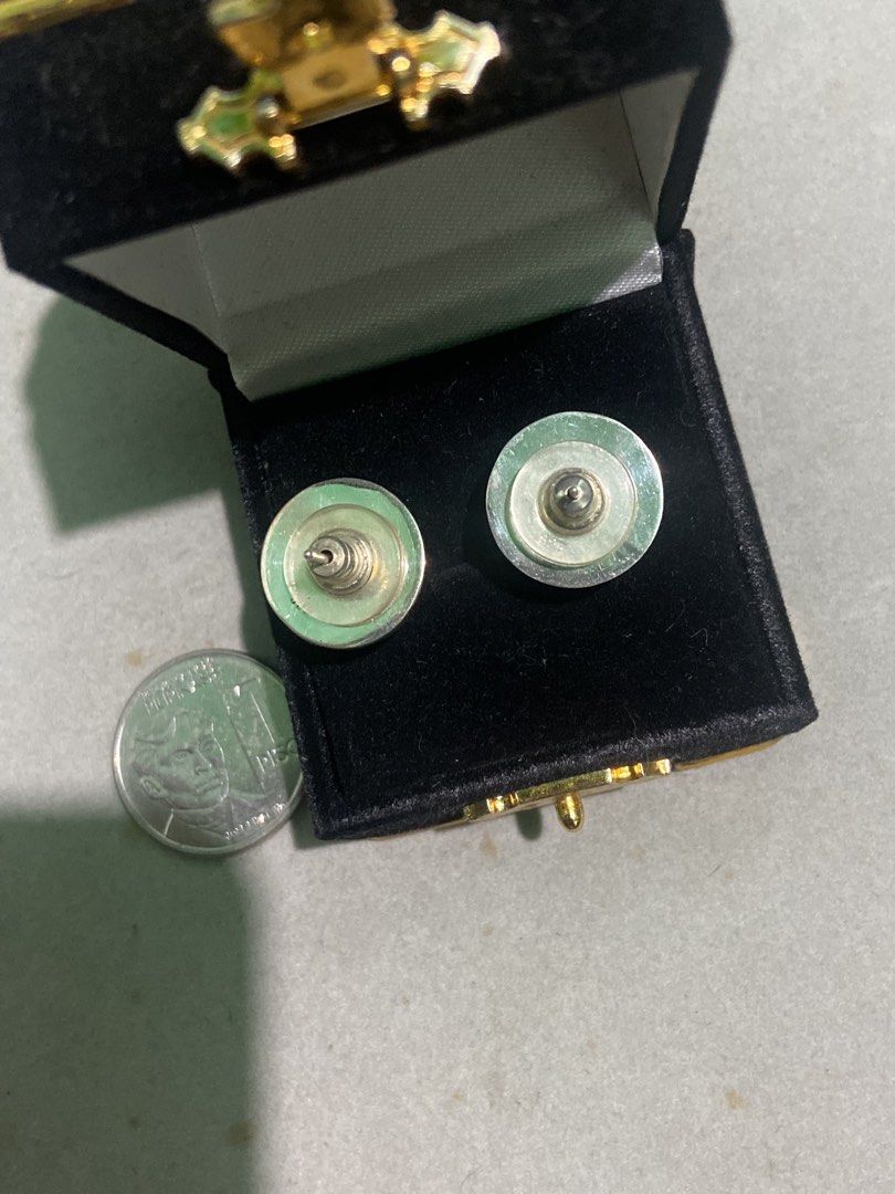 Earrings # 7 (Category: Earrings) located in Binan City. Submitted by retroz_collections (Listing ID 1465757234, Image 2). Description: .