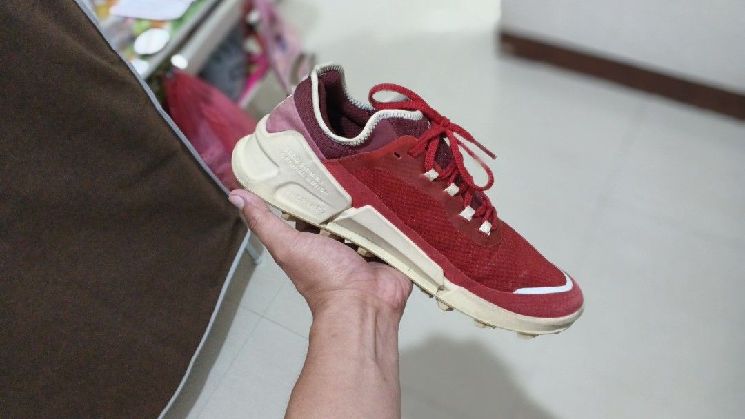 ECCO BIOM 2.1 (Category: Sneakers) located in Davao. Submitted by jahvyen (Listing ID 1465686091, Image 3). Description: FOR SALE: ECCO BIOM 2.1 US 7/EUR 38/24 CM GOOD CONDITION LOCATION: TORIL, DAVAO CITY..
