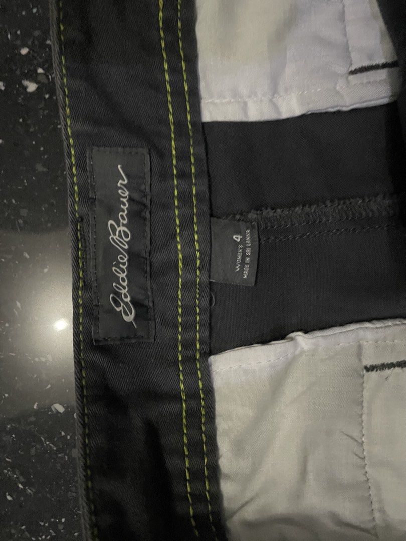 Eddie Bauer Short (Category: Shorts) located in San Carlos. Submitted by graciahoney (Listing ID 1465613100, Image 2). Description: .