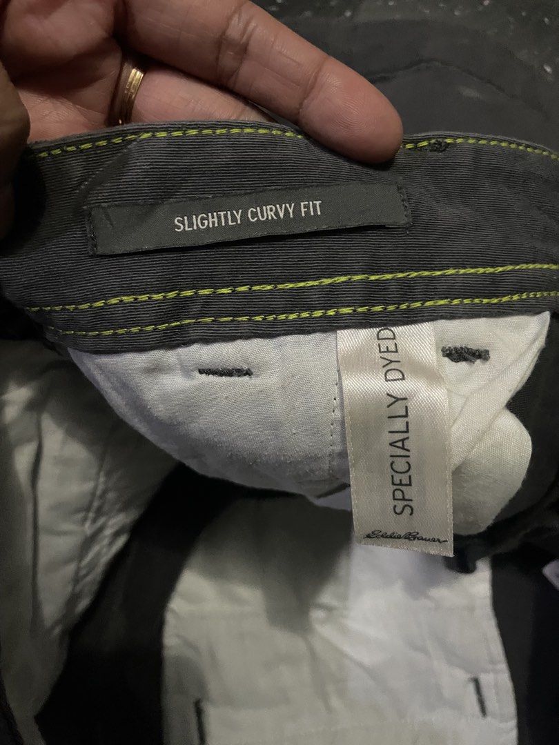 Eddie Bauer Short (Category: Shorts) located in San Carlos. Submitted by graciahoney (Listing ID 1465613100, Image 3). Description: .