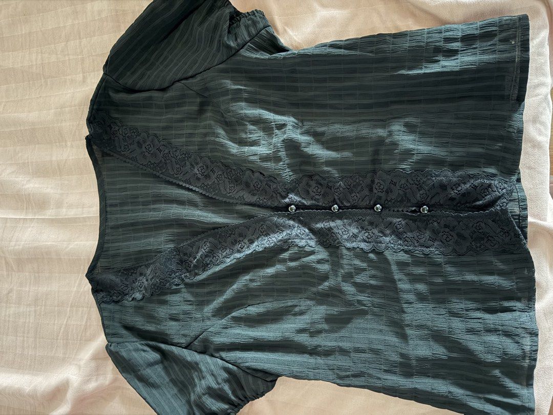 Elegant Deep V Neck Top (Category: Blouses) located in Cavite. Submitted by ja.999 (Listing ID 1465613406, Image 1). Description: 👉🏻 RFS: Decluttering 👉🏻 Pls manage ur expectations 👉🏻 Can do Same Day Delivery 👉🏻 Loc: Makati 👉🏻 Price is negotiable (esp if marami kayo bibilhin sa items ko hehe) .