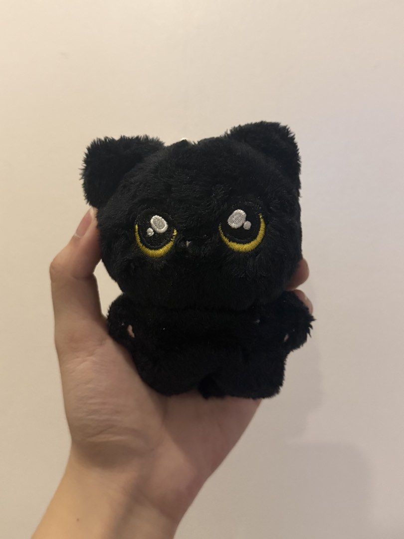 ENHYPEN JAY JJONGMI BLACK 10Cm DOLL (Category: K-Wave Merchandise) located in Quezon City. Submitted by qualyteaa (Listing ID 1465683438, Image 1). Description: .