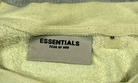 essentials crewneck (Category: Coats, Jackets and Outerwear) located in Cavite. Submitted by nior1305 (Listing ID 1465612568, Image 3). Description: essential crewneck size: medium Length: 27 width:27 no issue condition: 10/10 mine: 1000.