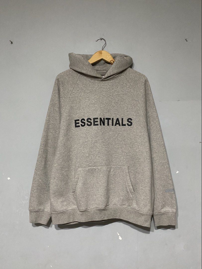 ESSENTIALS HOODIE JACKET (Category: Coats, Jackets and Outerwear) located in Antipolo. Submitted by treasurethings02 (Listing ID 1465681090, Image 1). Description: ESSENTIALS HOODIE JACKET EMBOSSED PRINT DIMENSIONS 24W/29L XL FIT EXCELLENT TO ASNEW 10/10CR PHOTO ON DETAILS 📌.