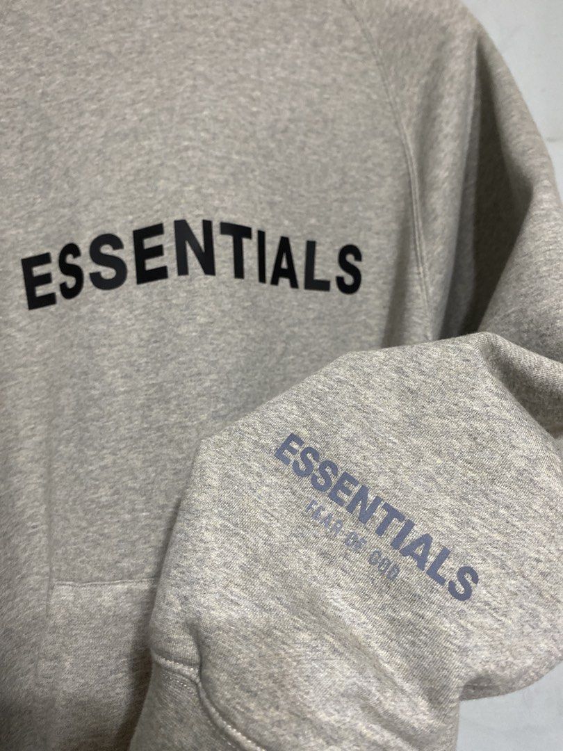 ESSENTIALS HOODIE JACKET (Category: Coats, Jackets and Outerwear) located in Antipolo. Submitted by treasurethings02 (Listing ID 1465681090, Image 2). Description: ESSENTIALS HOODIE JACKET EMBOSSED PRINT DIMENSIONS 24W/29L XL FIT EXCELLENT TO ASNEW 10/10CR PHOTO ON DETAILS 📌.