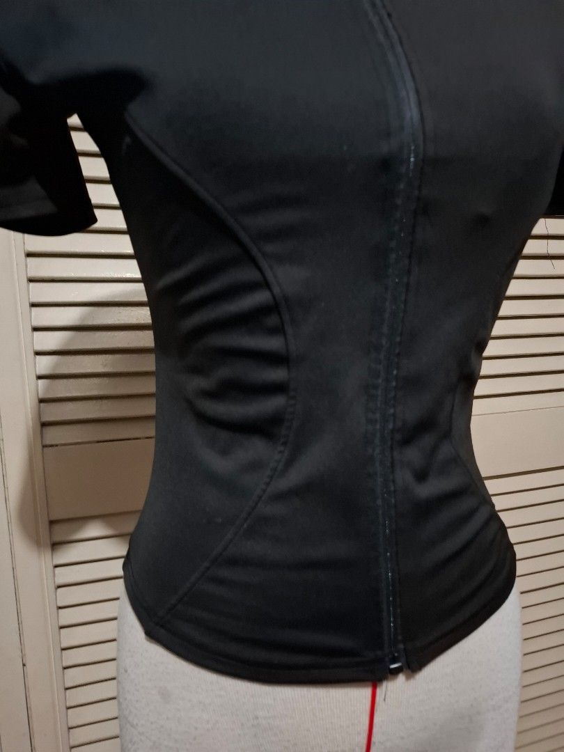 exercise yoga running top (Category: Blouses) located in Quezon City. Submitted by the-find (Listing ID 1465699793, Image 2). Description: .