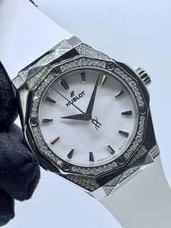BRAND NEW STOCK Collection item 3