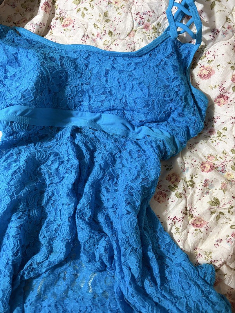Fairy Lace Blue Padded Top (Category: Sleeveless) located in Muntinlupa City. Submitted by herellas0504 (Listing ID 1465709779, Image 3). Description: Fairy Lace Blue Padded Top Mine: 250 | Lock: 350 ———————————— size: medium-XL (best fit large to xl) no issue, good as new willing to keep.