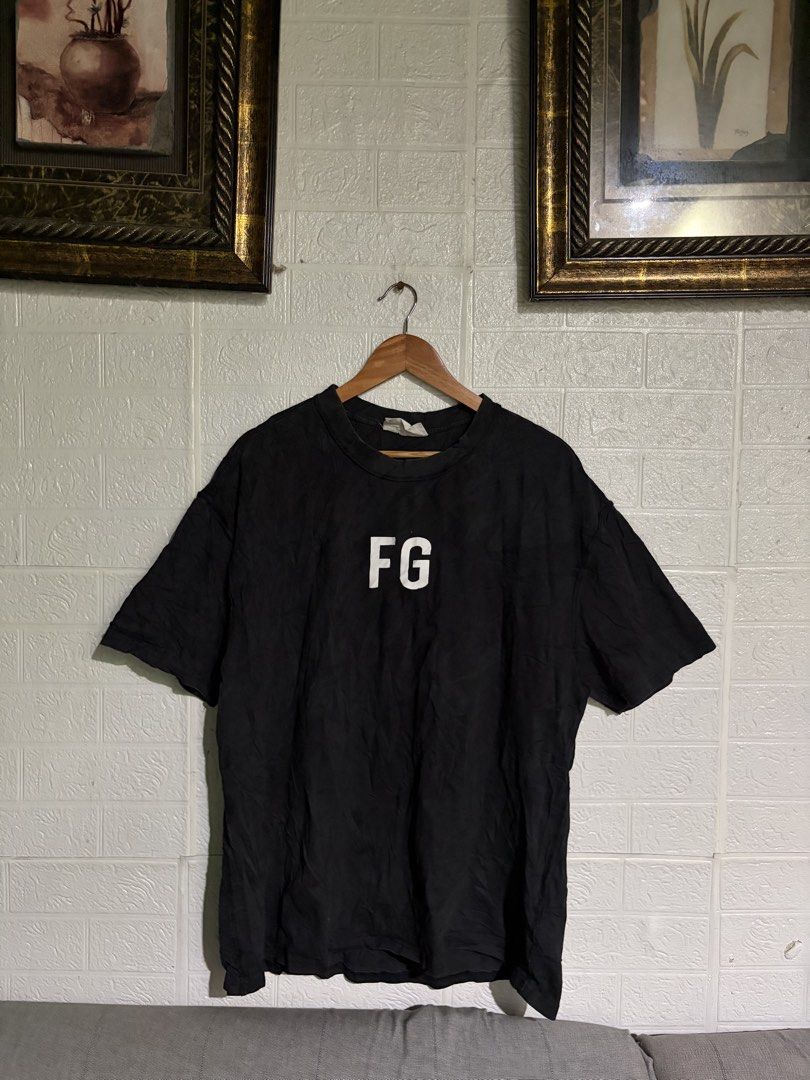 Fear of God (Category: Formal Shirts) located in Santa Rosa. Submitted by jeremydeas56388 (Listing ID 1465723320, Image 1). Description: size large on tags color rate 9.5/10.