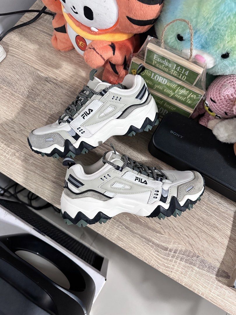 Fila trail or casual (Category: Sneakers) located in Manila. Submitted by nilodanzcuadra (Listing ID 1465674278, Image 1). Description: 6 womens Brand new pa Loc: north caloocan.