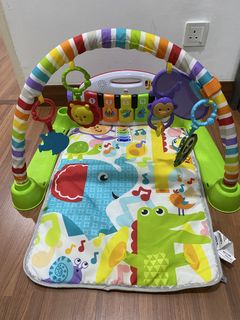 (Category: ) located in . Submitted by baby.wonders (Listing ID 1465605877, Image 1). Description: .