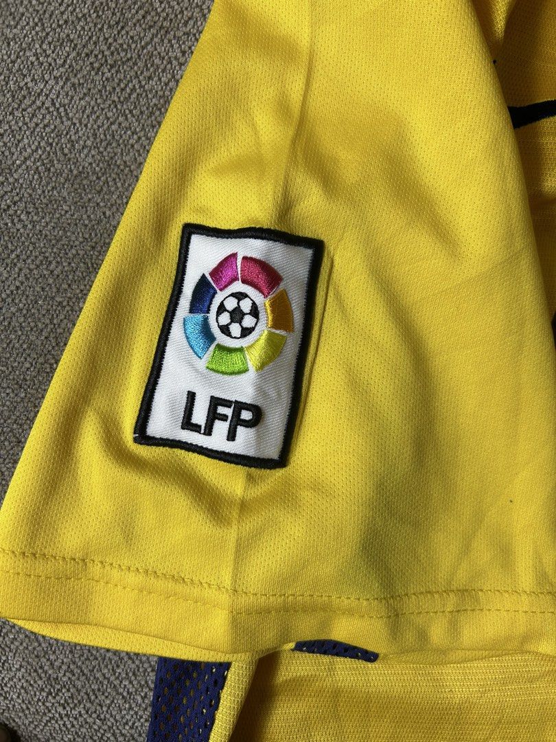 Football Jersey (Category: Tshirts & Polo Shirts ) located in Aurora. Submitted by purethrift07 (Listing ID 1465679828, Image 3). Description: Maganda Solid na solid Dm me Fresh from the bale.