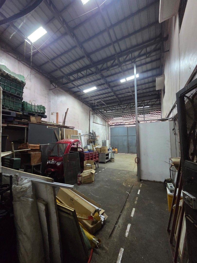 FOR LEASE - Warehouse/Storage Building in Raon (Category: Commercial) located in Manila. Submitted by read_description (Listing ID 1409845256, Image 3). Description: FOR LEASE – 6-STOREY WAREHOUSE / STORAGE BUILDING • 6 floors available • Ideal for storage, warehouse, logistics, or light industrial use • Wide interior spaces with good ceiling clearance • Covered structure with secure metal gate • With lighting and power supply • Accessible locati