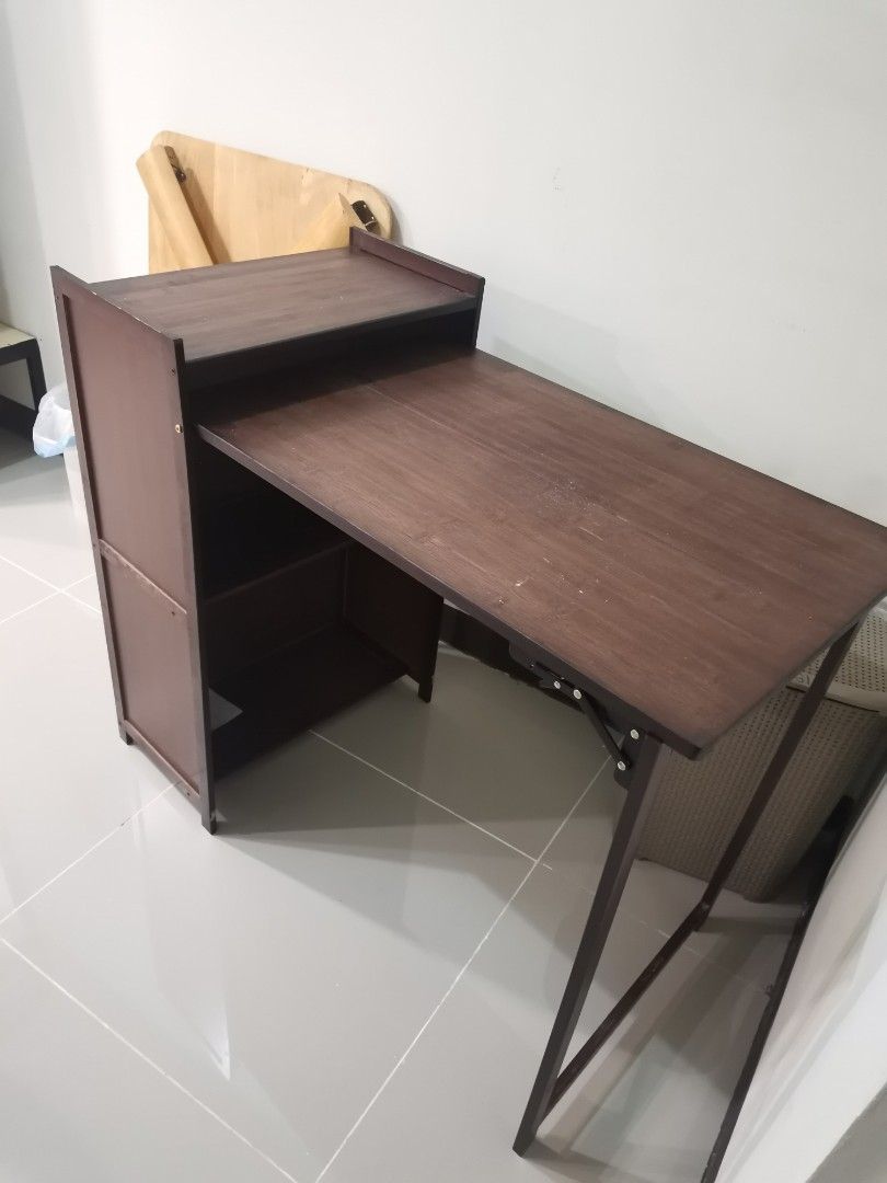 FOR SALE FOLDABLE STUDY/DINING TABLE (Category: Tables & Sets) located in Quezon City. Submitted by nunbiyah (Listing ID 1465648423, Image 2). Description: FOR SALE FOLDABLE STUDY/DINING TABLE LOC: TOMAS MORATO QC.