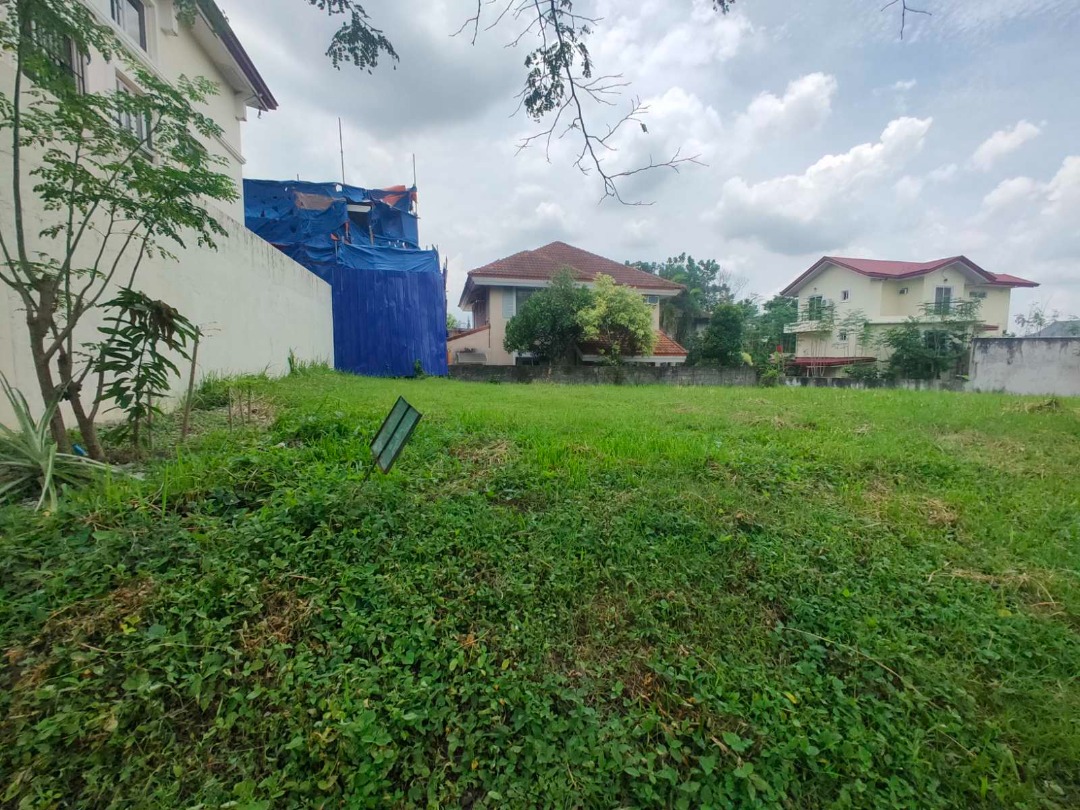 (Category: ) located in . Submitted by guzmanrhea (Listing ID 1434879925, Image 1). Description: .