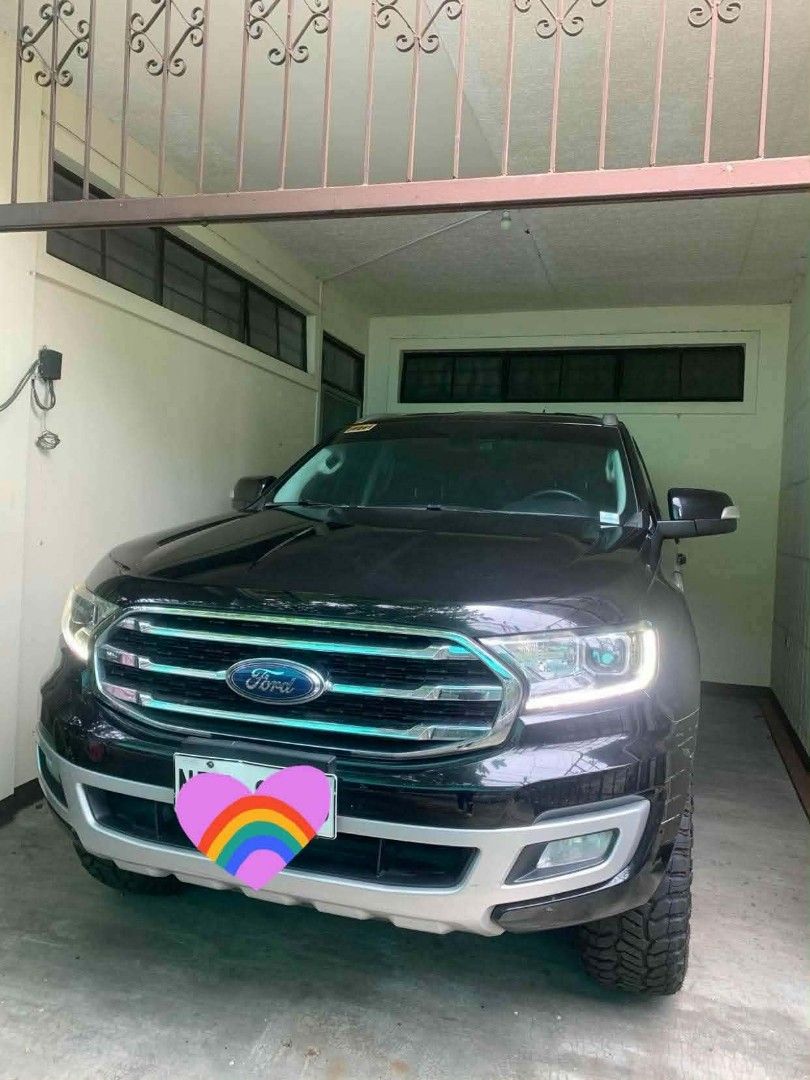 Ford Everest (Category: Used Cars) located in Makati City. Submitted by selltugado (Listing ID 1465591135, Image 1). Description: Ford Everest Trend 4x2 AT 2020 model Color Black 2.2 Diesel Engine 65k Mileage First Owner Regular PMS with complete Service History updated Registration Clean and Complete Documents Radar Renegade R/T Tired.