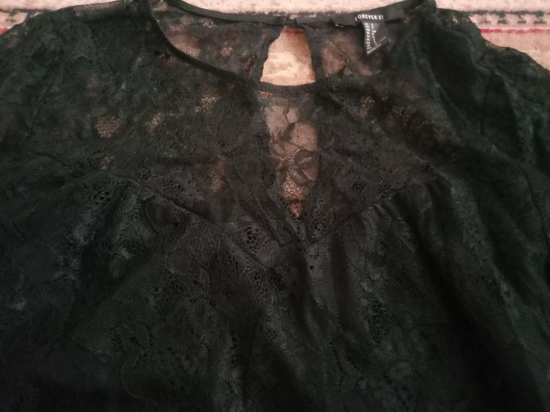 Forever 21 black lace dress (Category: Dresses) located in Manila. Submitted by kristhine19 (Listing ID 1465652672, Image 2). Description: .