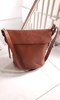 (Kategori: ) berada di . Dikirim oleh classygallery_id (ID iklan 1465643583, Gambar 1). Deskripsi: .