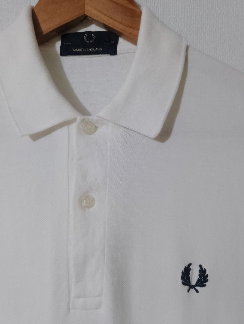 Fredperry (Category: Tshirts & Polo Shirts ) located in Iligan City. Submitted by jh_pr0 (Listing ID 1465697947, Image 3). Description: Frèdpérry Good as new (hangtag nlang kulang) Dimes: 19x28.5 Color rate: 10/10 No issue Mine: 1500+sf.