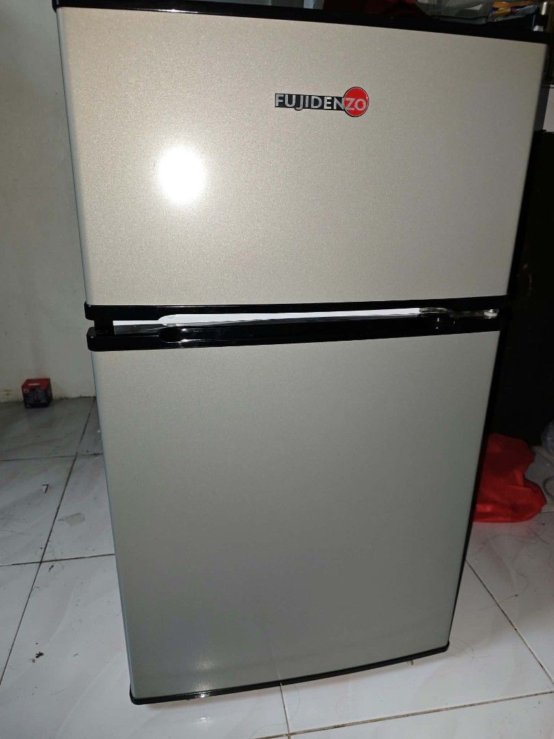 Fujidenzo 2-door mini ref (Category: Bathroom & Kitchen Fixtures) located in Caloocan City. Submitted by alexandrat67066 (Listing ID 1465757895, Image 1). Description: moving out sale, used lightly for 1 year.