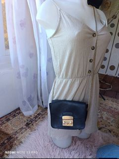 (Category: ) located in . Submitted by kristhriftshop13 (Listing ID 1465643877, Image 1). Description: .