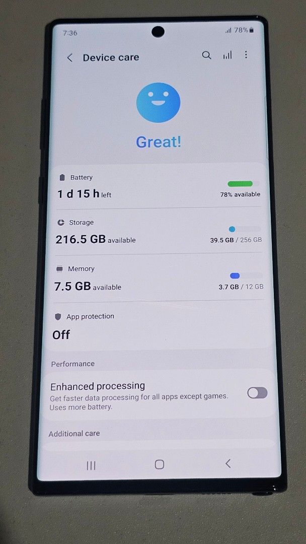 Galaxy Note 10 Plus 256GB Black Excellent Condition (Category: Samsung) located in Pasig City. Submitted by samuel_kim. (Listing ID 1465684370, Image 2). Description: Excellent Condition With S-Pen Dual Sim Open Line 256GB Storage 12GB Memory Color Black No visible dents and damage No dark spots on screen Unit only (no box and charger).